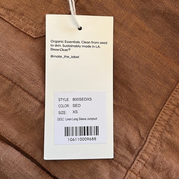 Purchased this online as final sale and it is too small for me. - Picture 4 of 5